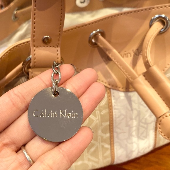 Calvin Klein • Purse (NEW!) - Picture 7 of 8